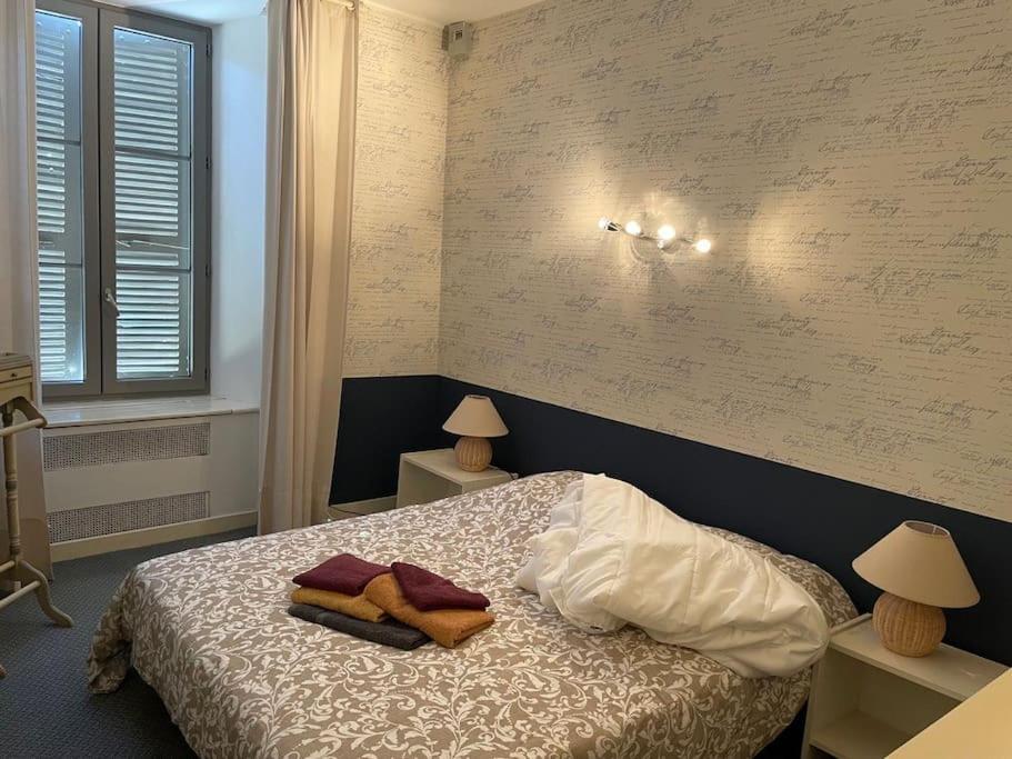 Belle Et Confortable Demeure Du XVII Eme Siecle Champagnac  Exterior foto