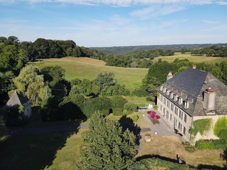 Belle Et Confortable Demeure Du XVII Eme Siecle Champagnac  Exterior foto